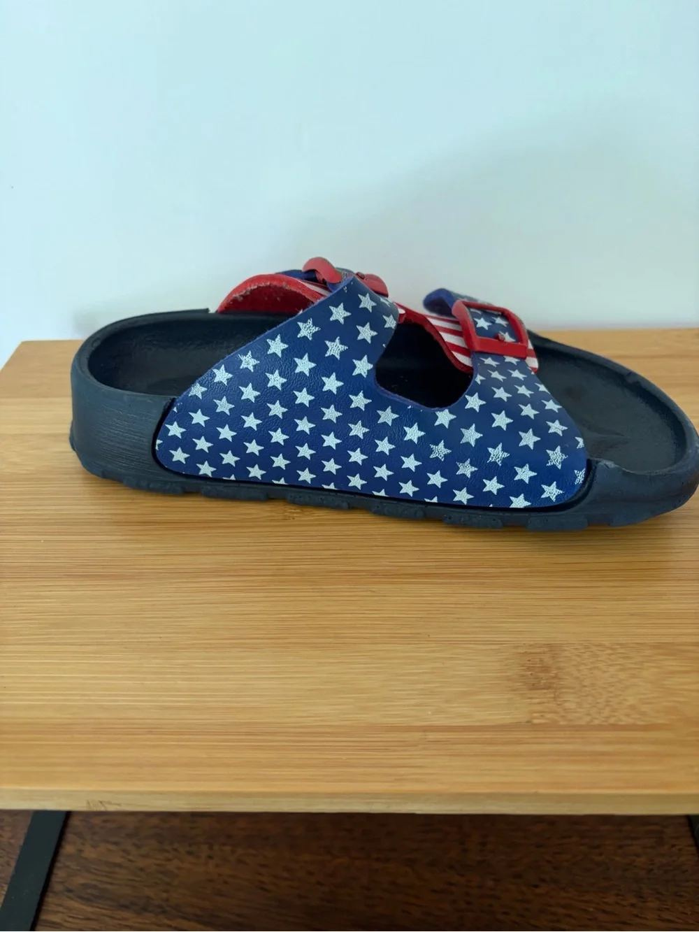 Birki’s Kids Sz 28 (10-10.5) Arizona Star & Stripe Buckle Sandals - Blue/Red USA